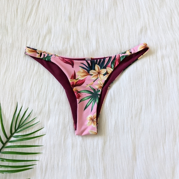 Other - Pink Tropical leaf and floral print bikini bottom